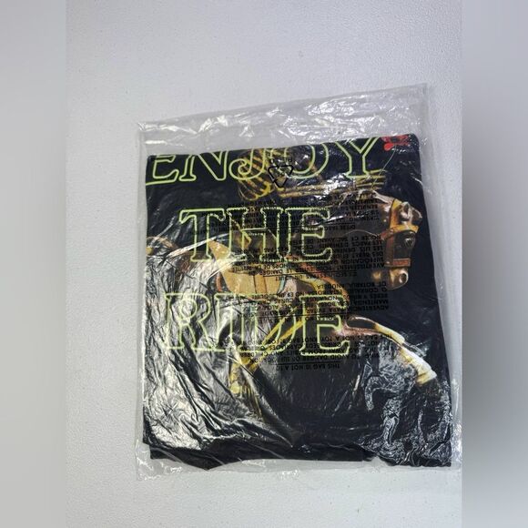 New Travis Scott
ASTROWORLD “Enjoy The Ride” Long Sleeve T Shirt Sz L - Picture 5 of 7